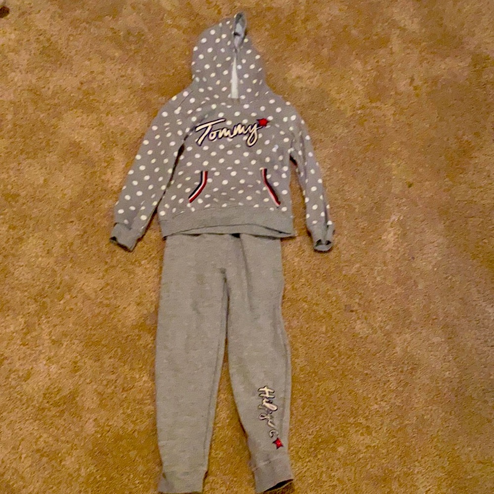 Tommy Hilfiger 2 piece set